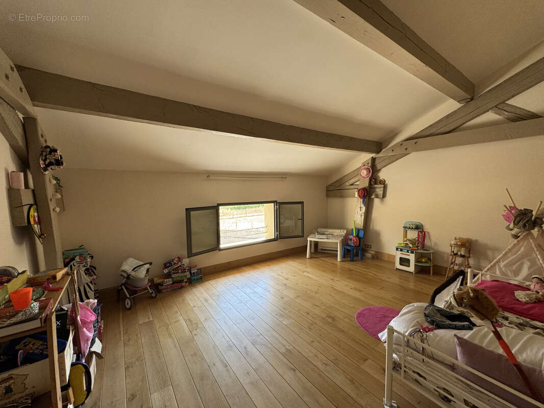 Maison à SAINT-CHINIAN