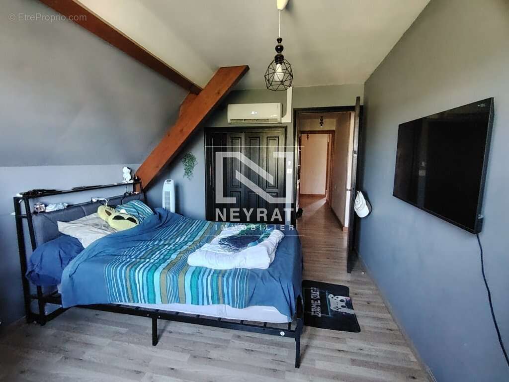 Maison à L&#039;ABERGEMENT-SAINTE-COLOMBE