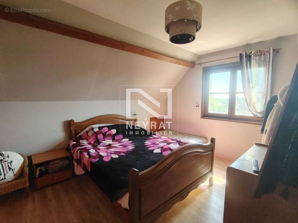 Maison à L&#039;ABERGEMENT-SAINTE-COLOMBE