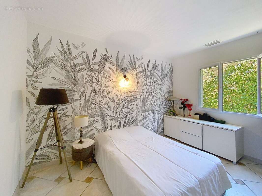 Maison à COURNONTERRAL