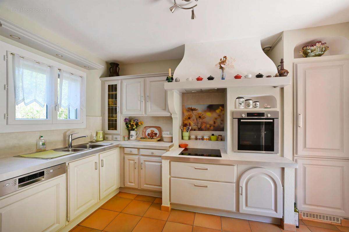 Maison à PERNES-LES-FONTAINES