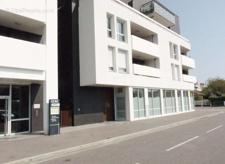 Appartement à DECINES-CHARPIEU