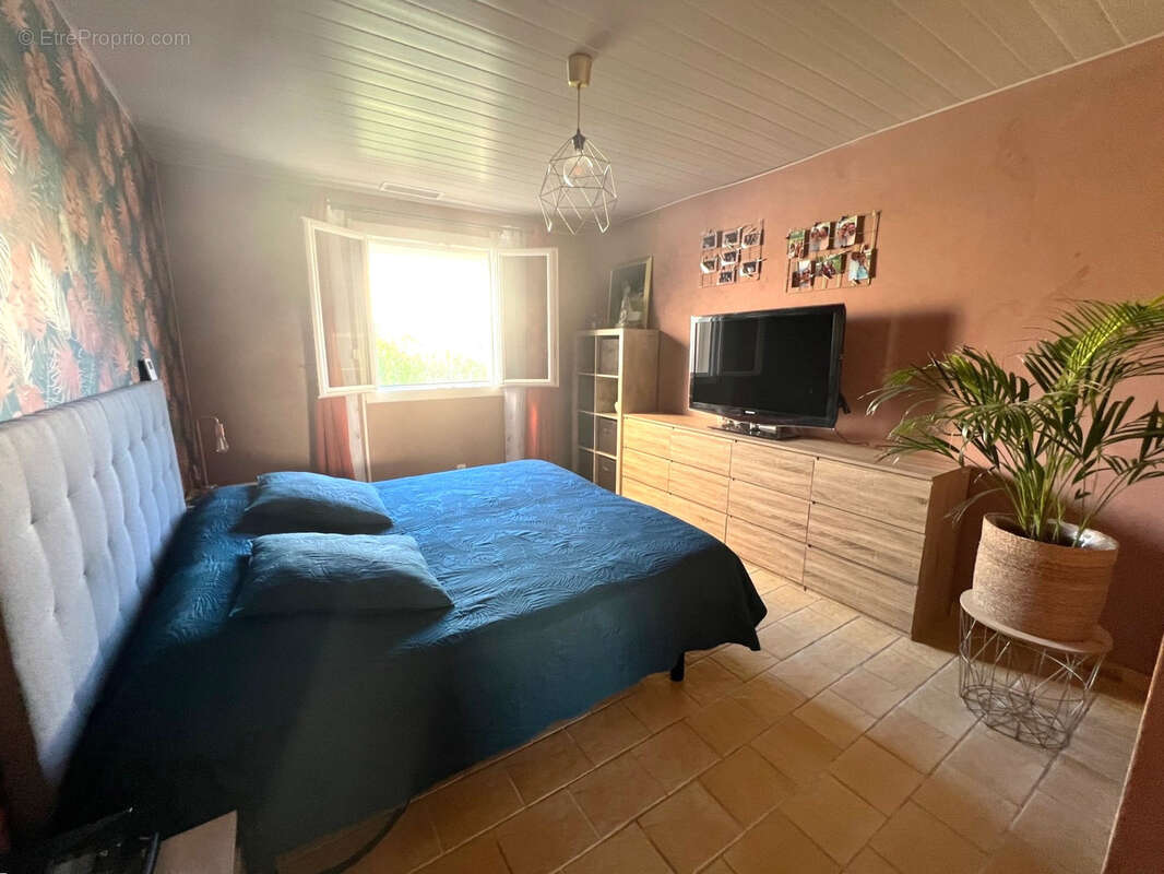 Maison à CORNEILHAN