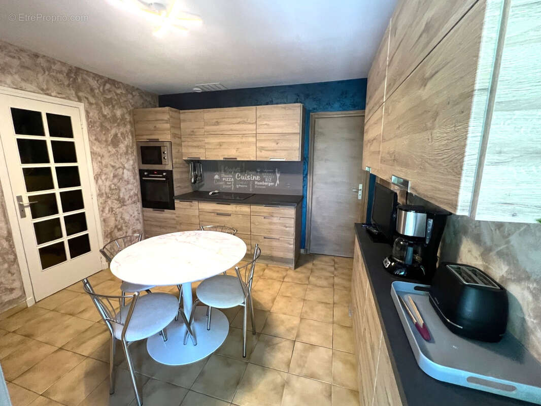 Maison à CORNEILHAN