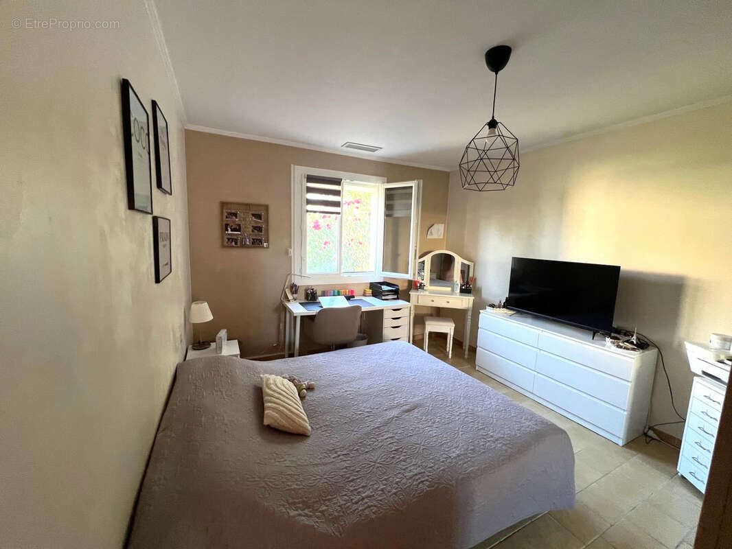 Maison à CORNEILHAN