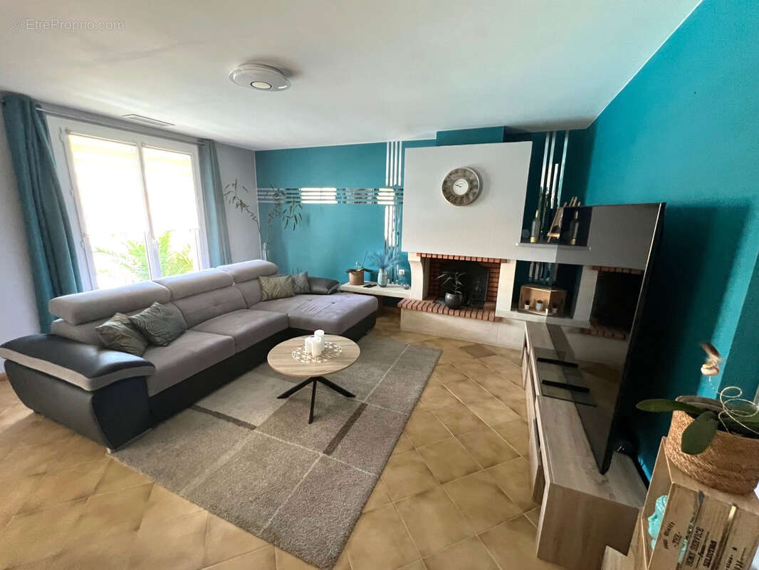 Maison à CORNEILHAN