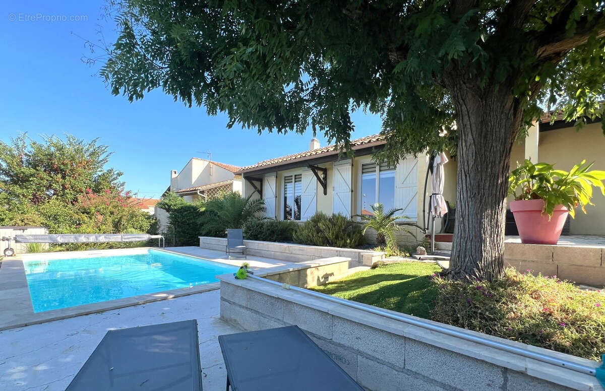 Maison à CORNEILHAN