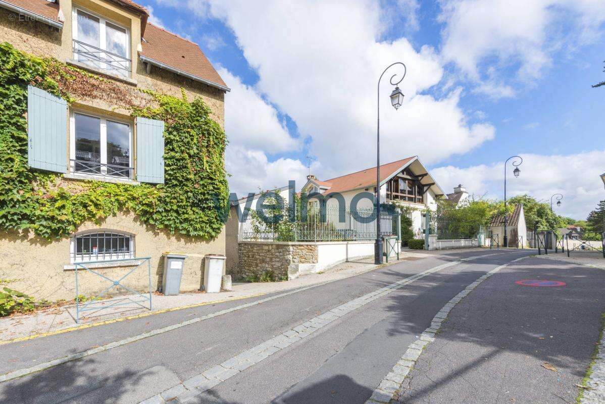 Maison à MARLY-LE-ROI