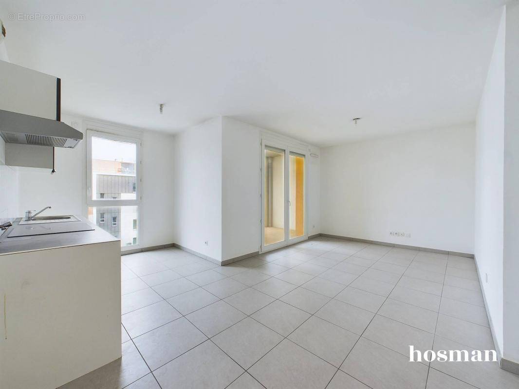Appartement à LYON-8E