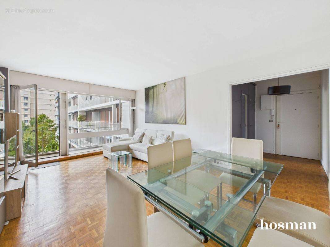 Appartement à PARIS-15E