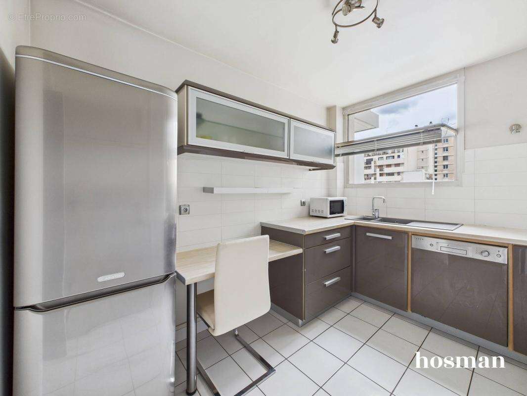 Appartement à PARIS-15E