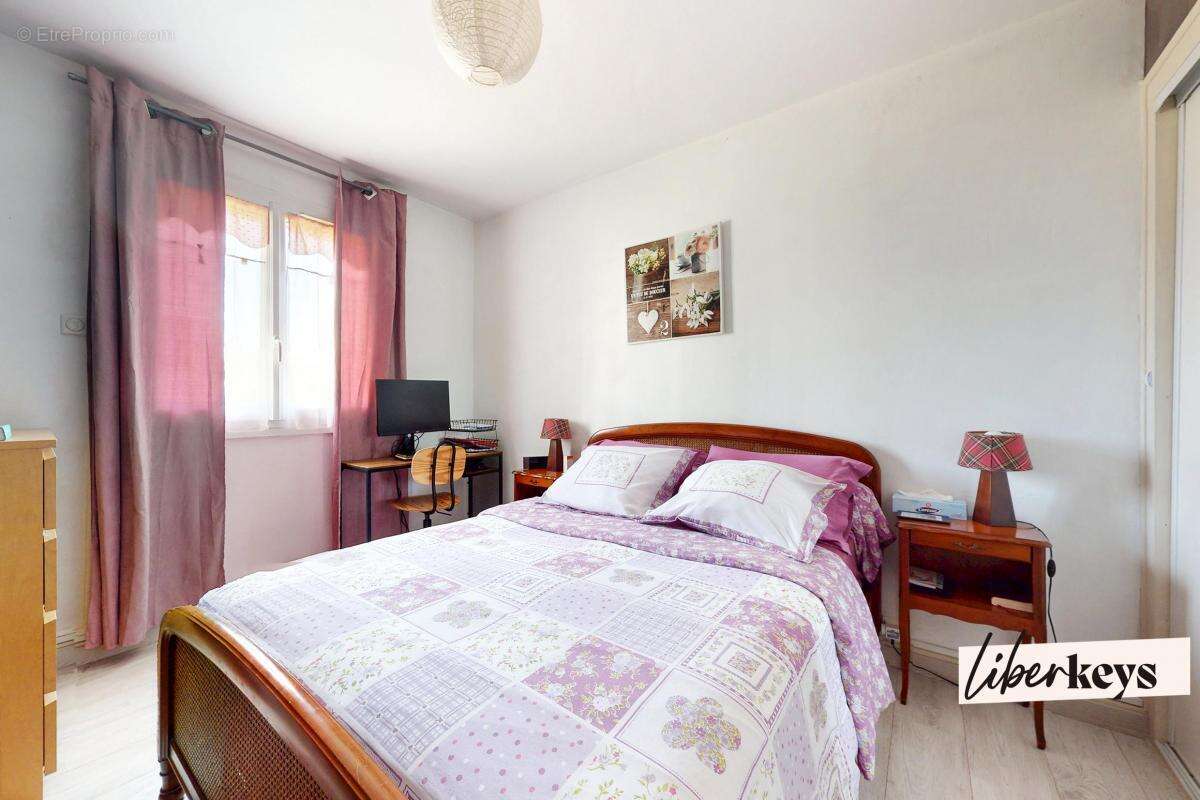 Appartement à SAINT-ROMAIN-EN-GAL