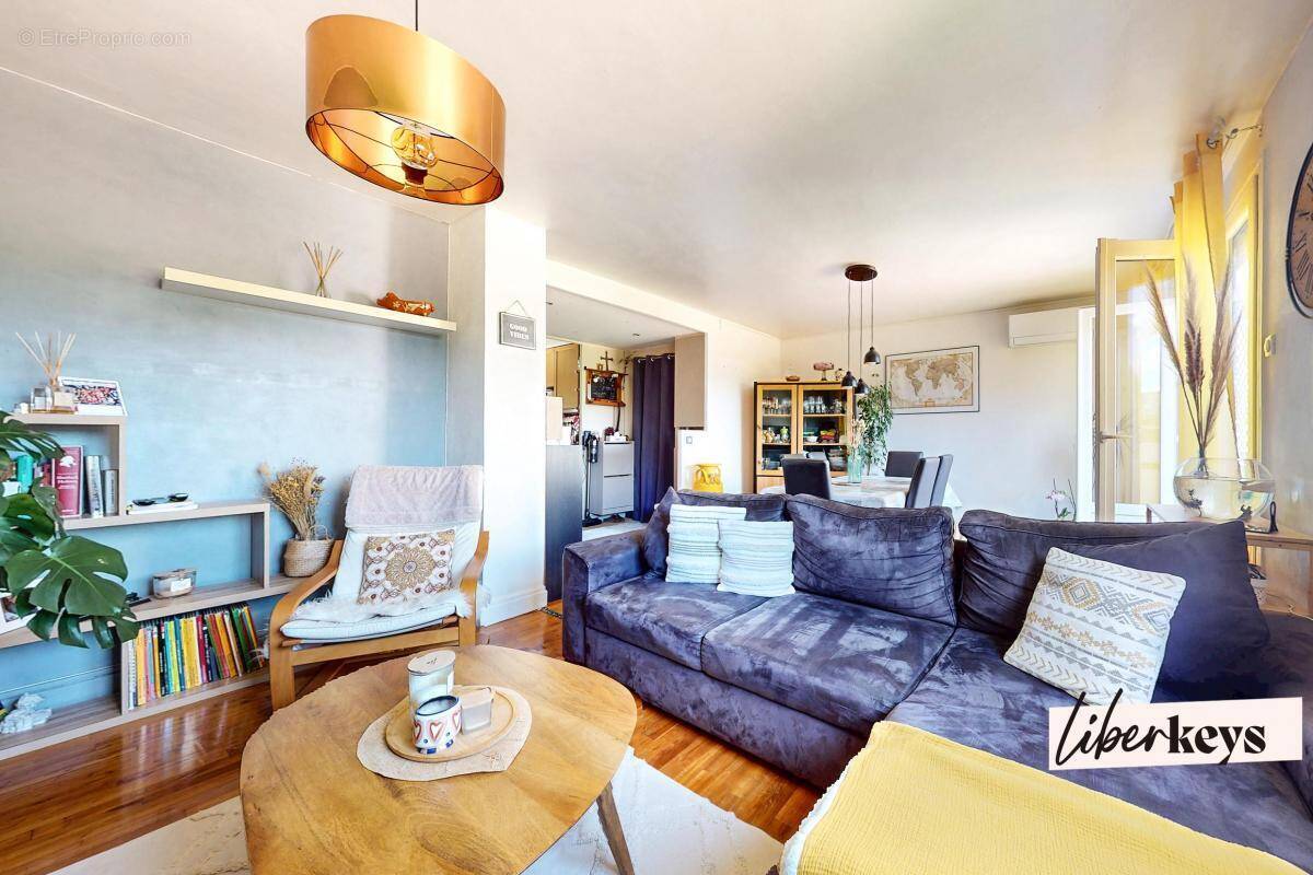 Appartement à SAINT-ROMAIN-EN-GAL