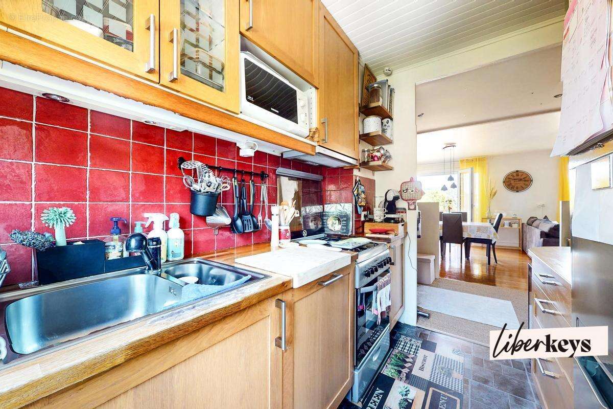 Appartement à SAINT-ROMAIN-EN-GAL