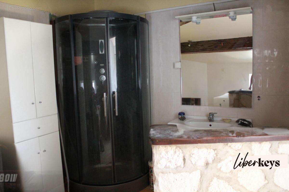 Appartement à CONDRIEU