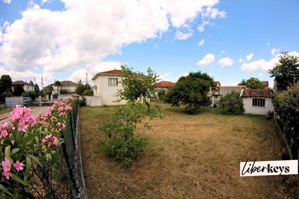 Maison à LE PEAGE-DE-ROUSSILLON
