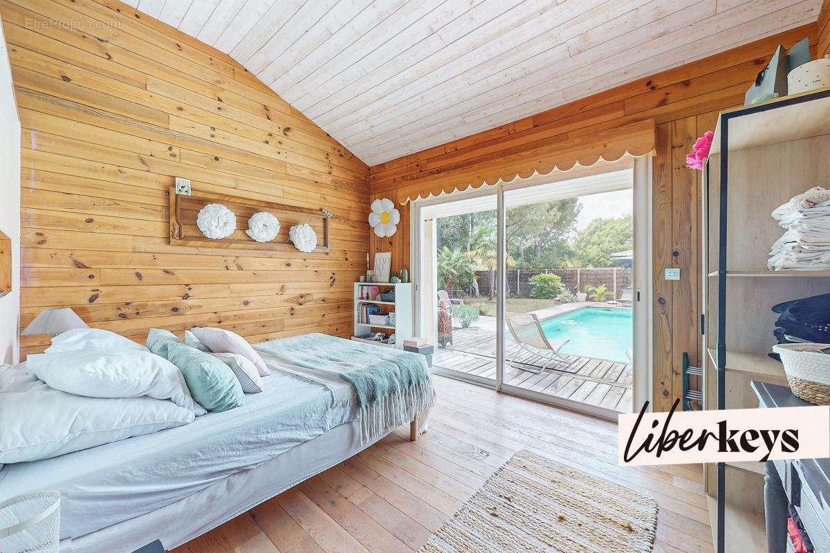 Maison à MARTIGNAS-SUR-JALLE