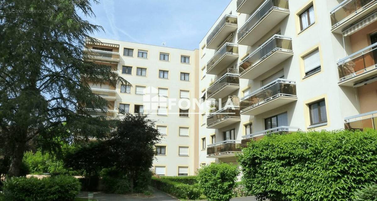 Appartement à MELUN
