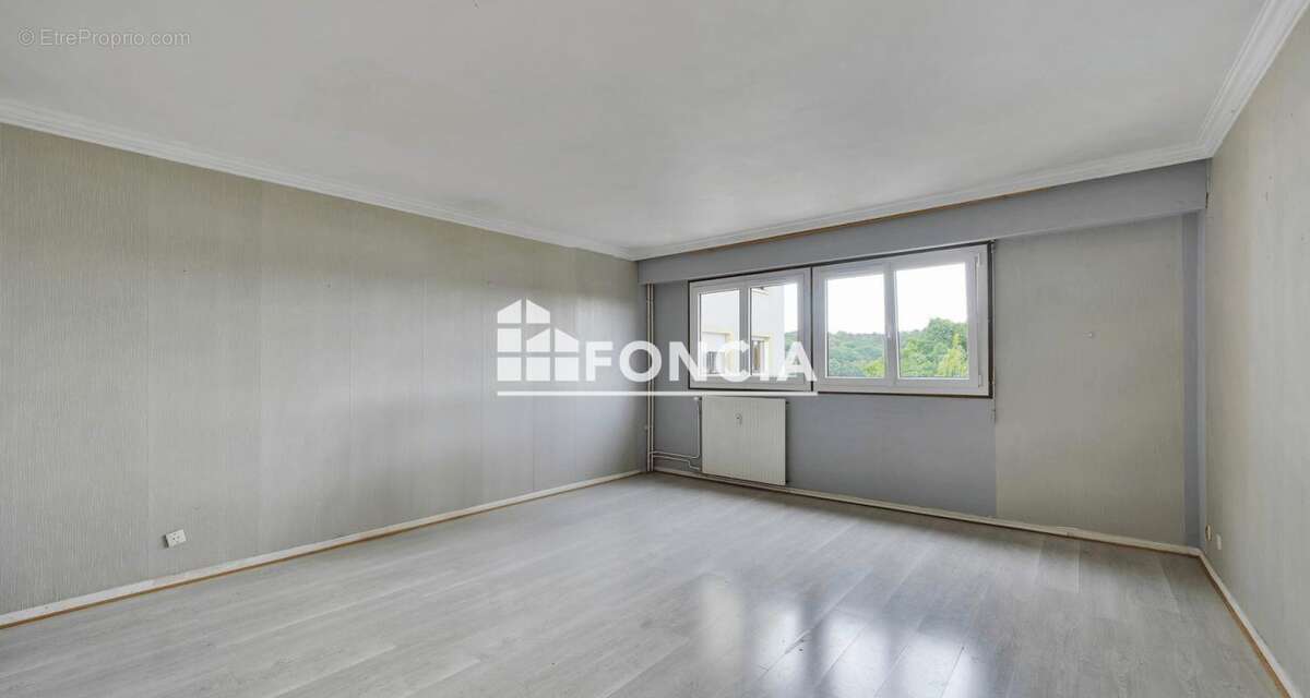 Appartement à MELUN