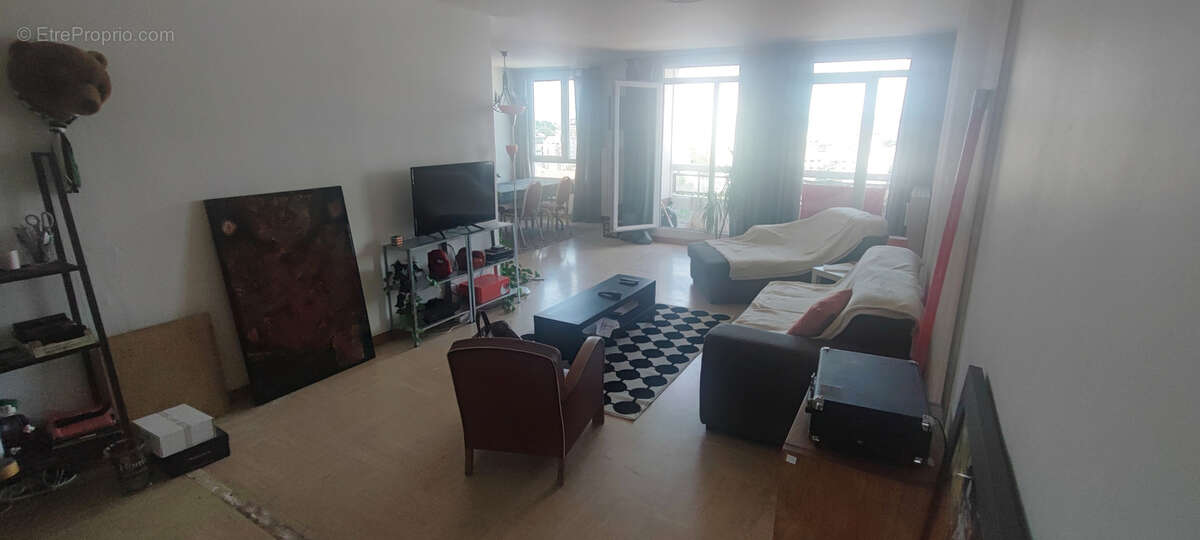 Appartement à SAINT-ETIENNE