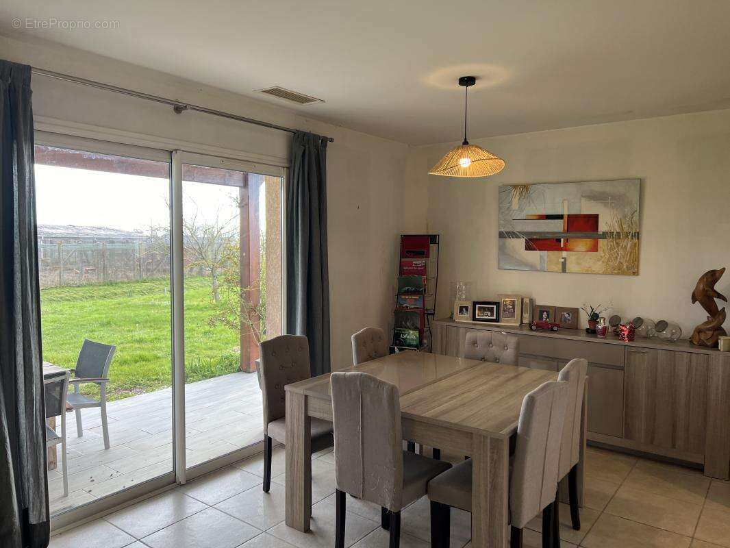 Maison à CASTELSARRASIN