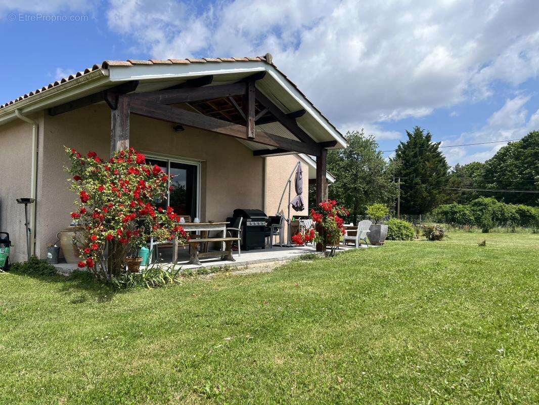 Maison à CASTELSARRASIN