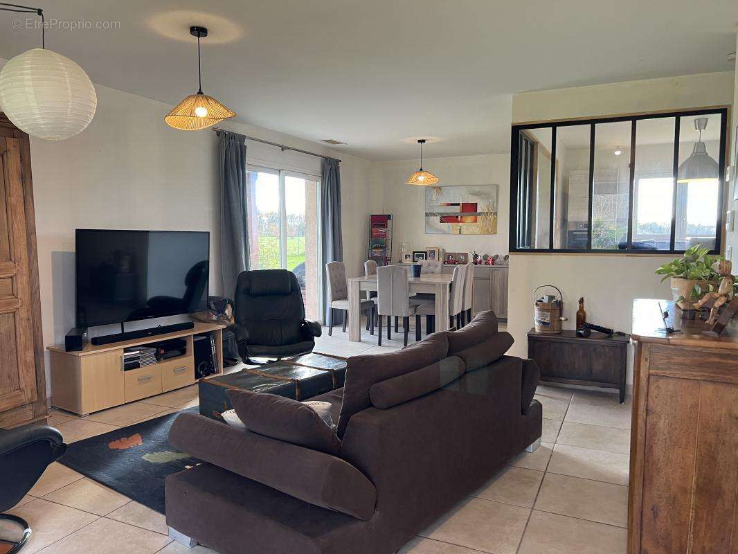 Maison à CASTELSARRASIN