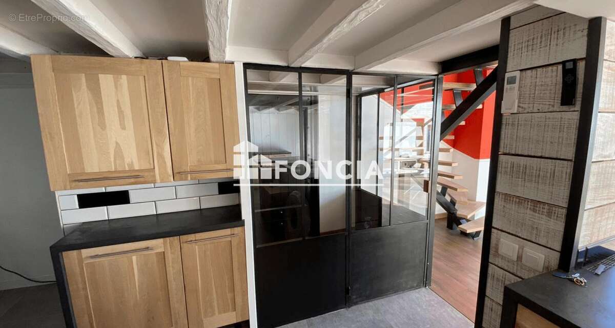 Appartement à COGOLIN