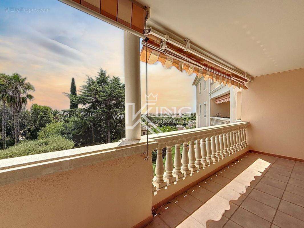 Appartement à FREJUS