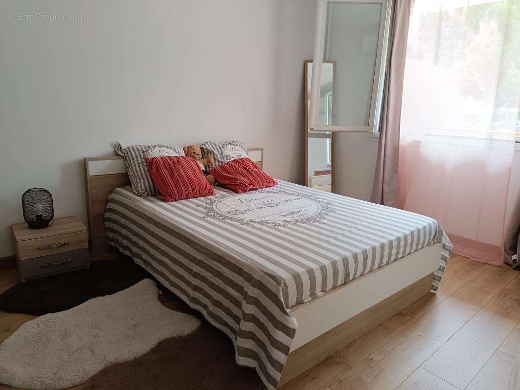 Appartement à SIX-FOURS-LES-PLAGES