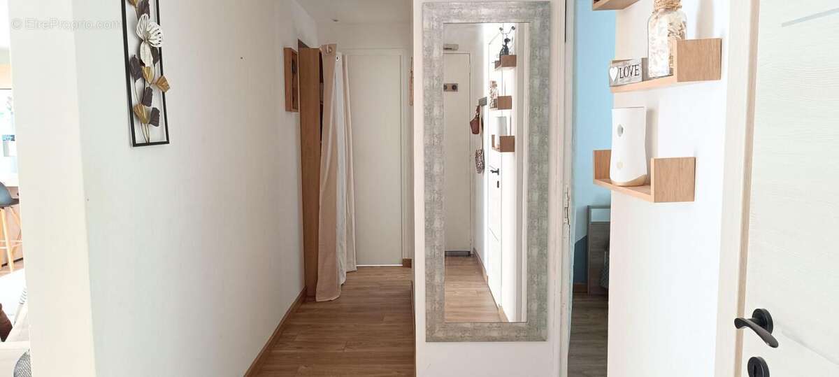 Appartement à SIX-FOURS-LES-PLAGES