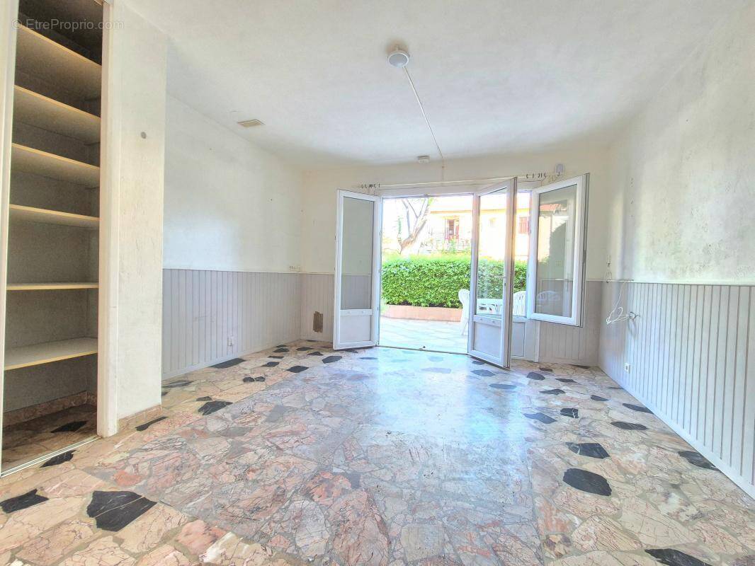 Appartement à SANARY-SUR-MER