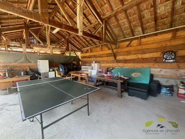 Maison à SAUVIAT-SUR-VIGE