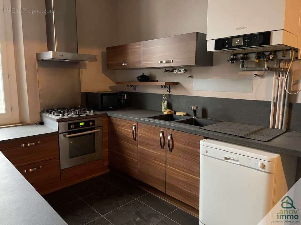 Maison à RUELLE-SUR-TOUVRE