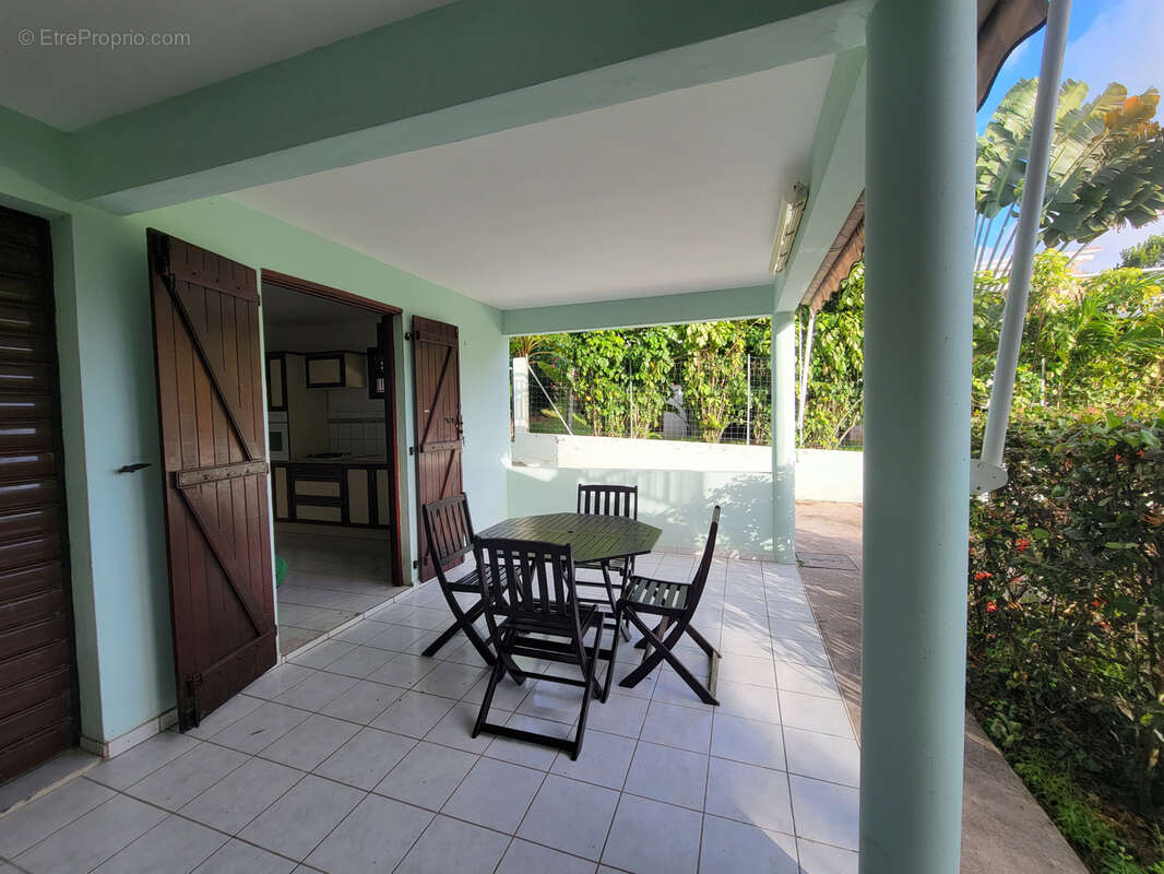 Maison à LES TROIS-ILETS