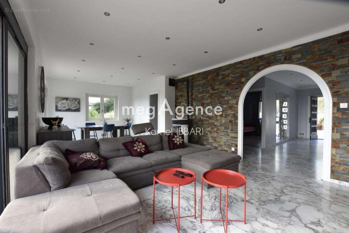 Maison à SAINT-CHAMOND