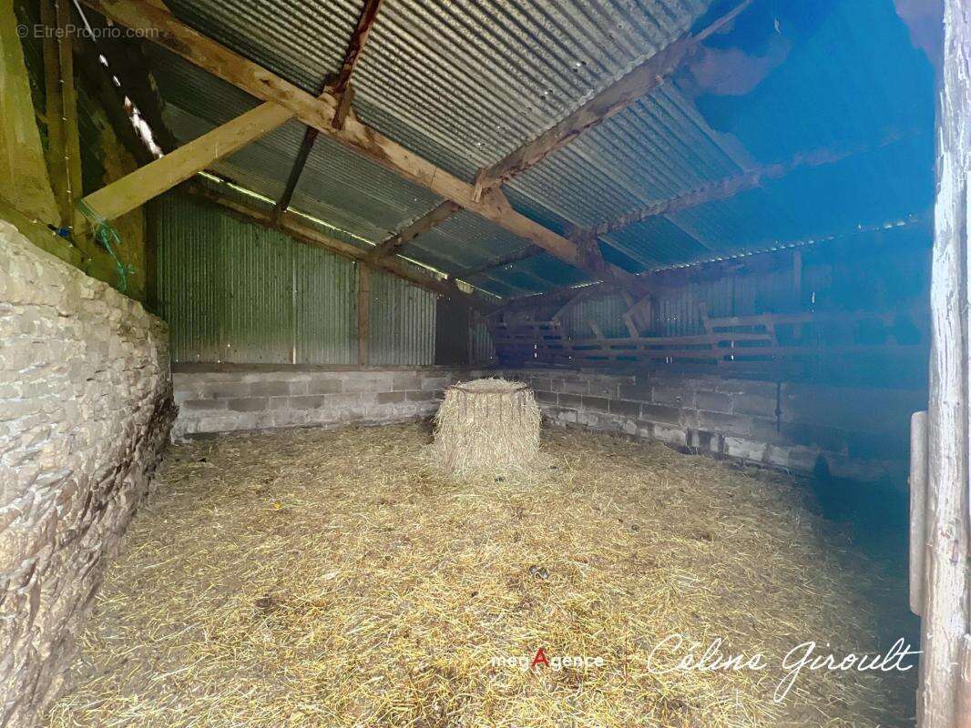 Maison à ISIGNY-LE-BUAT