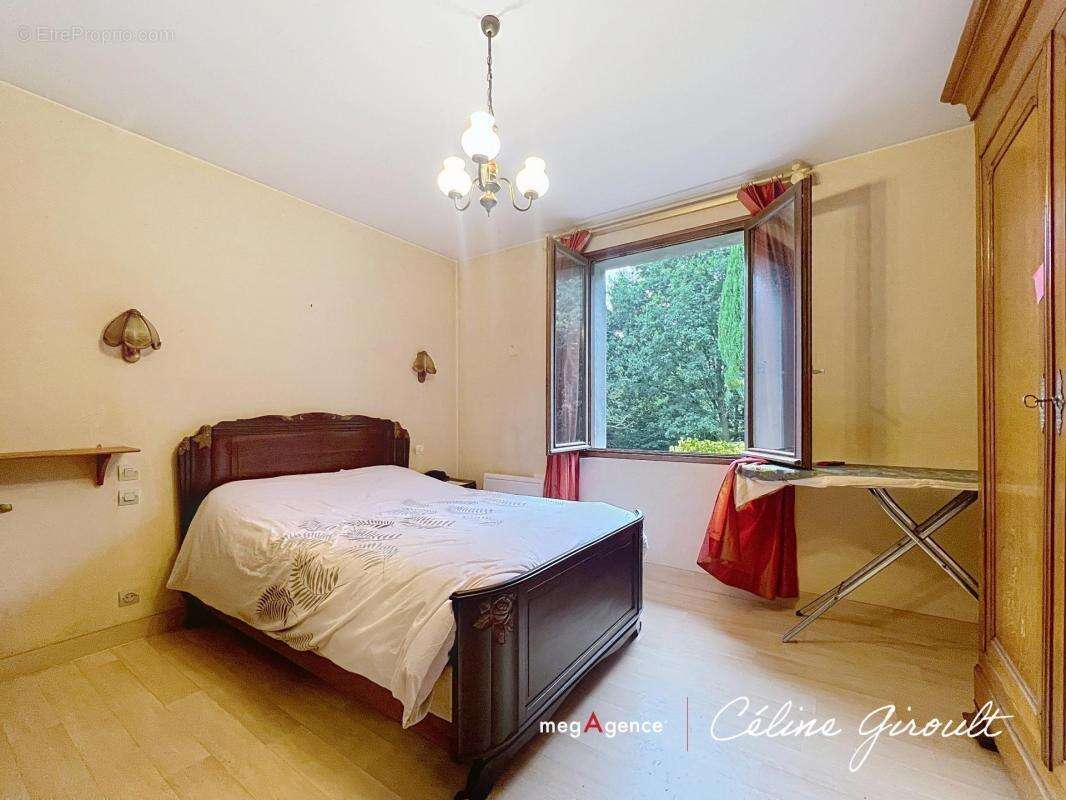 Maison à ISIGNY-LE-BUAT