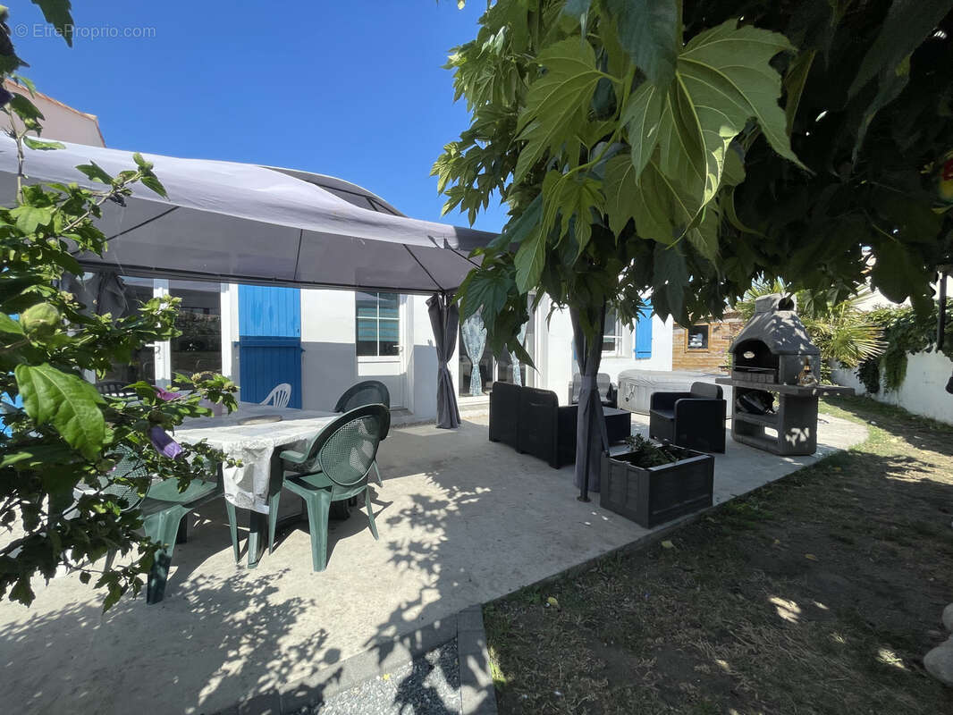 Maison à L&#039;EPINE