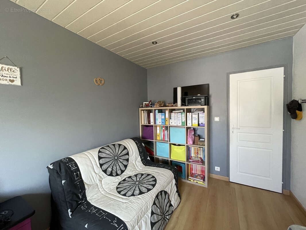 Maison à L&#039;EPINE