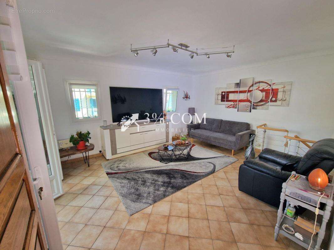 Maison à SAINT-RAPHAEL