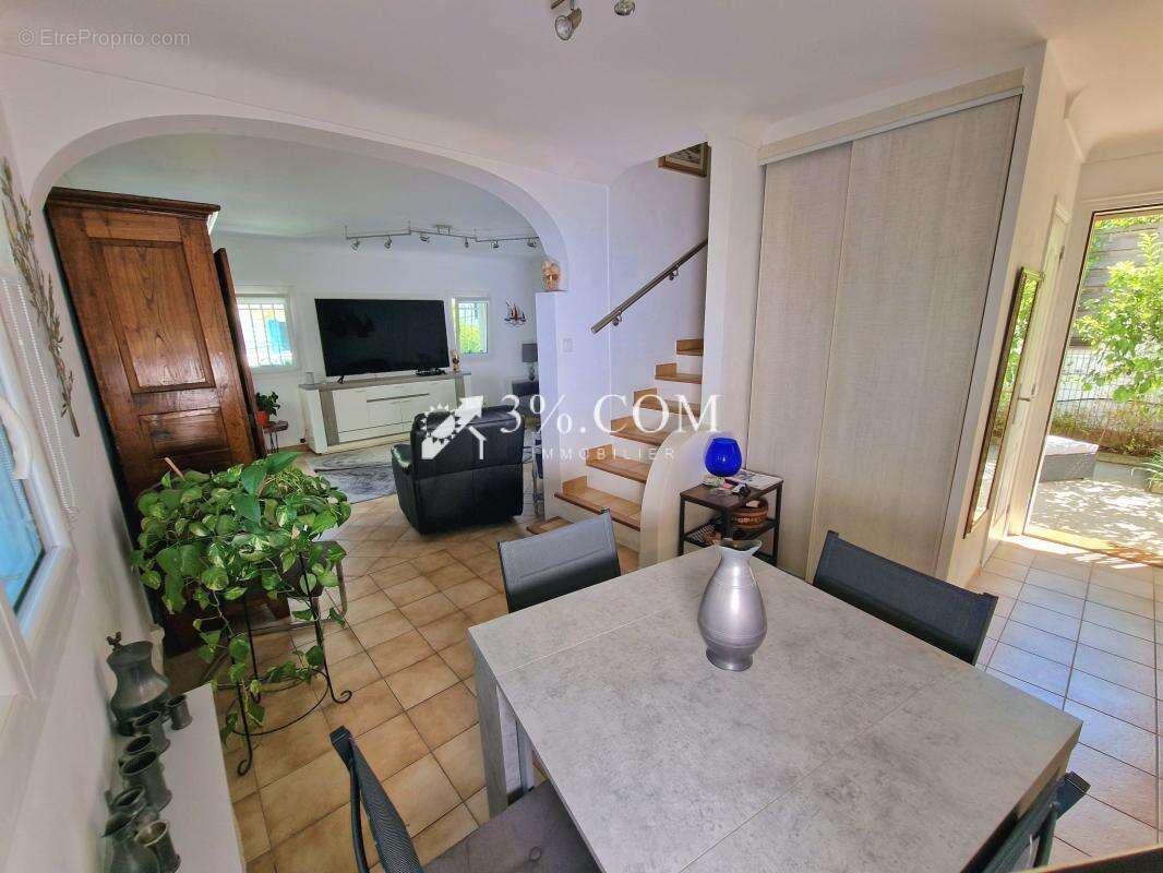 Maison à SAINT-RAPHAEL