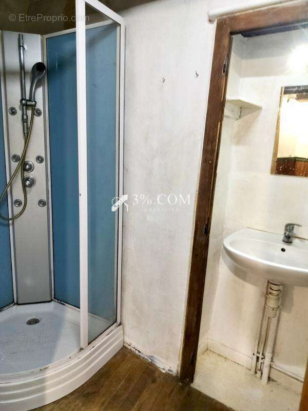 Maison à COLOMBIER-LE-JEUNE