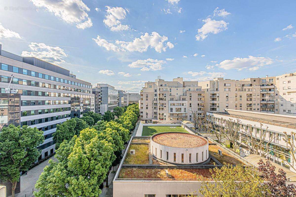 Appartement à CHARENTON-LE-PONT