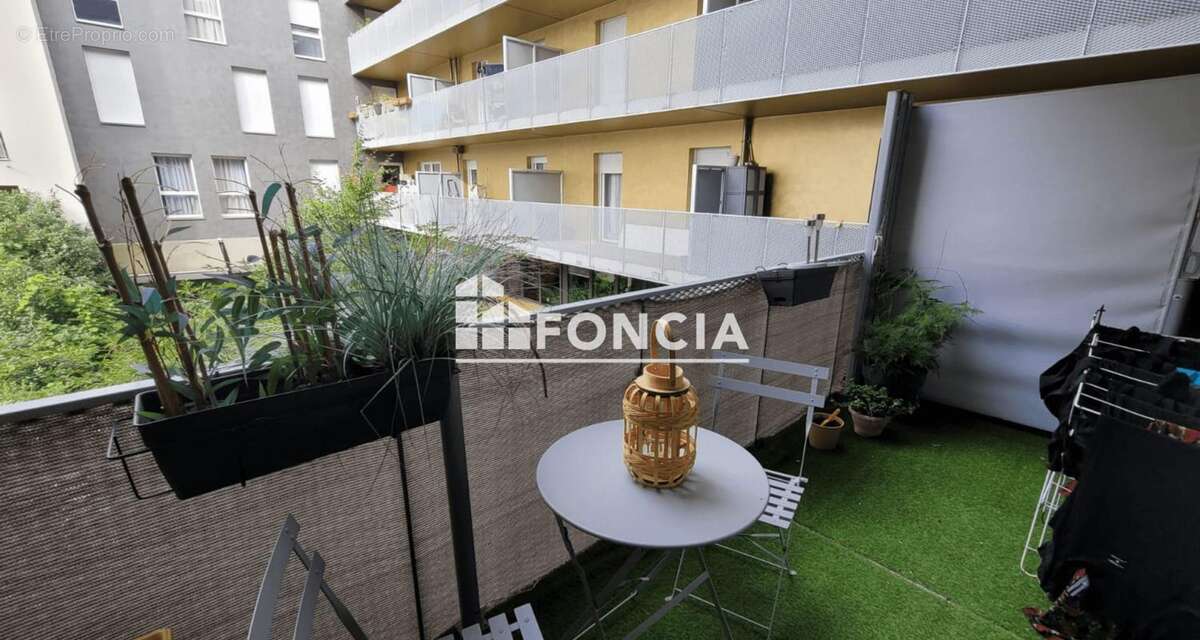 Appartement à BONNEUIL-SUR-MARNE