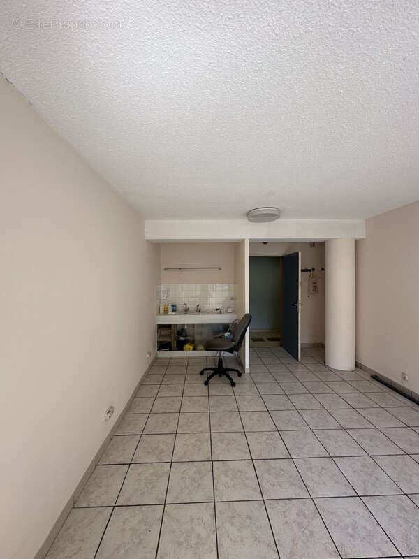 Commerce à MARSEILLE-13E