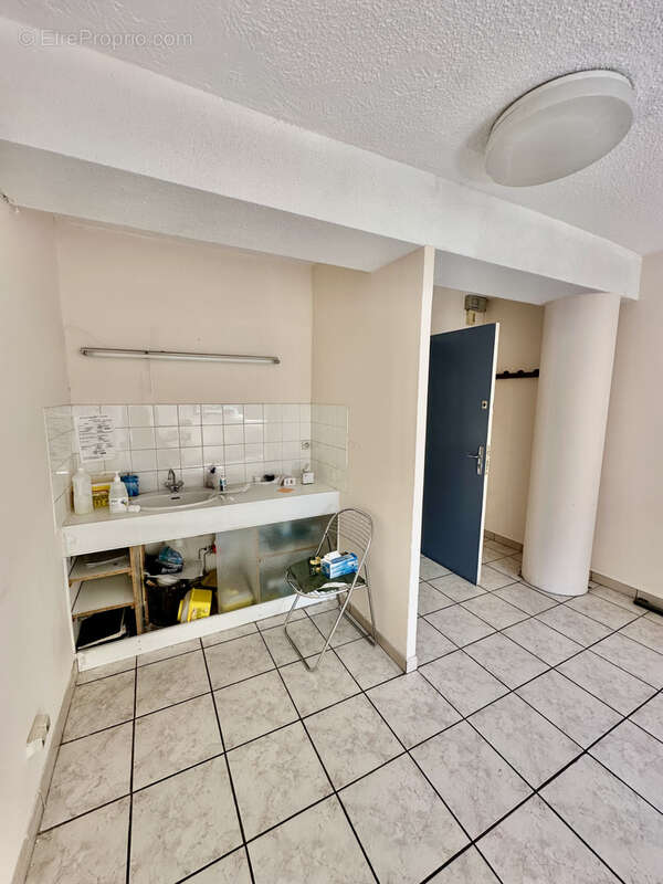 Commerce à MARSEILLE-13E