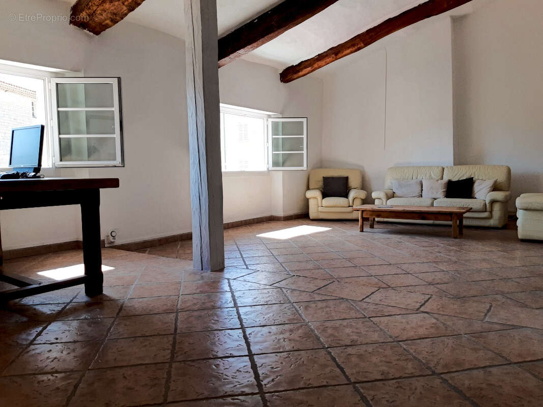 Appartement à HYERES