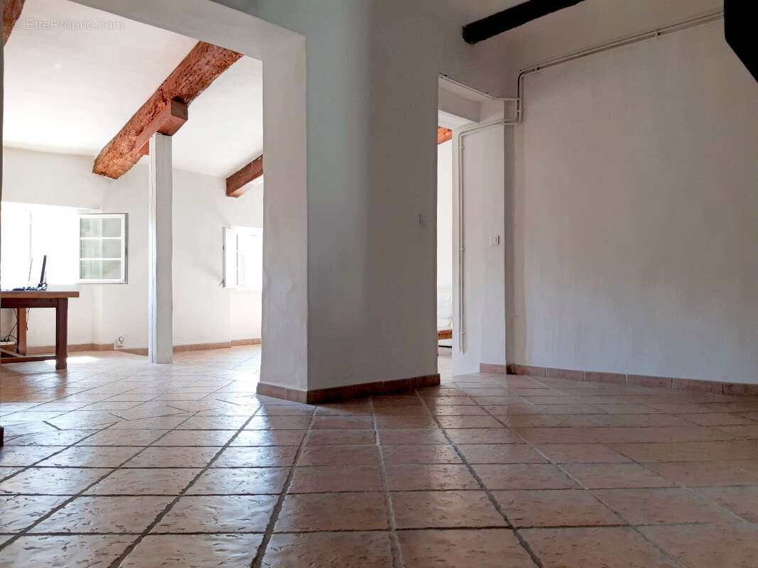 Appartement à HYERES