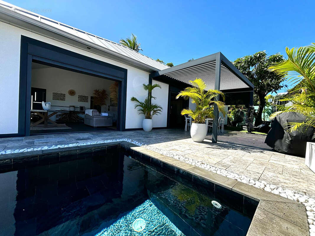 Maison à SAINT-PIERRE